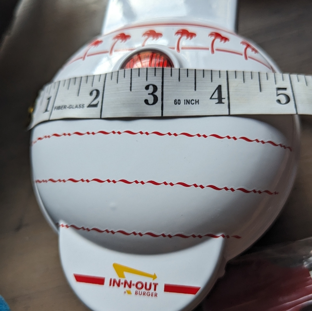 In-N-Out waffle maker - Picture 4 of 5